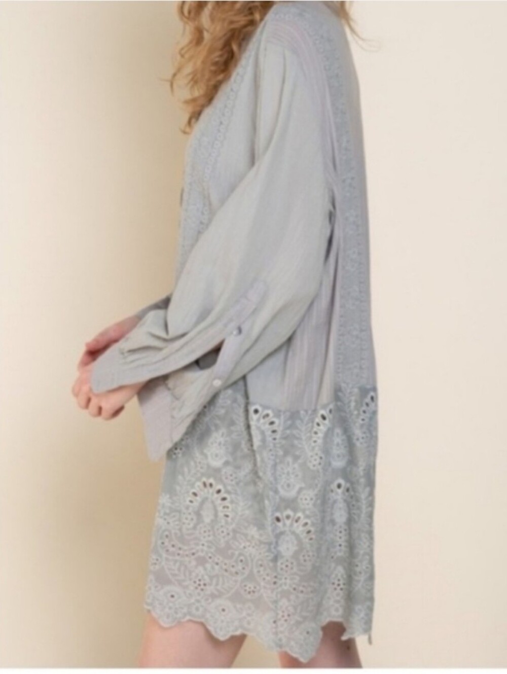 Light Grey Lace Trim Tunic Dress By POL - size L - Picture 5 of 13